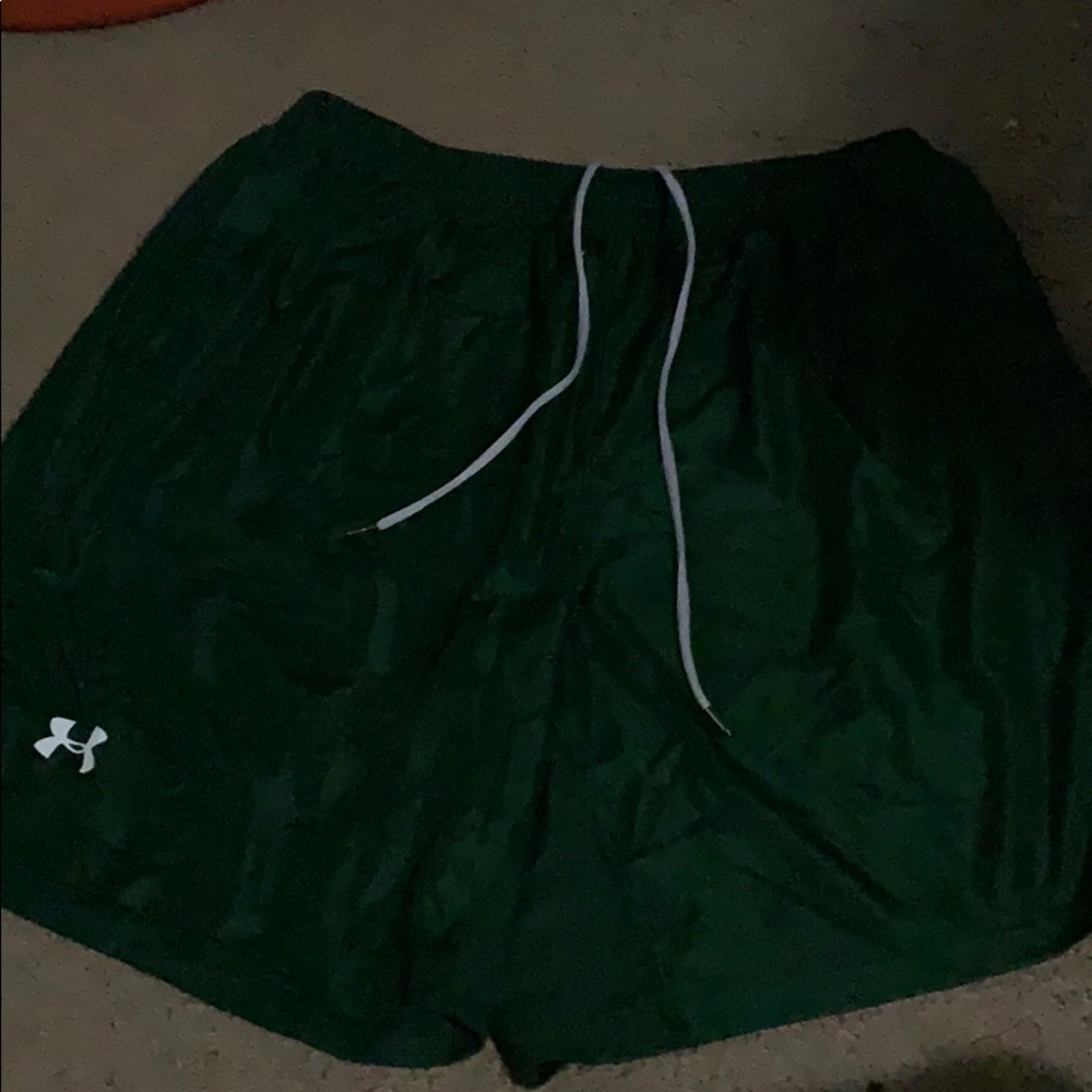 Men’s green shorts